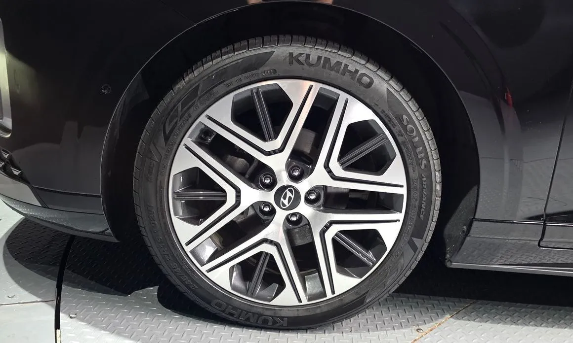 Hyundai Grandeur 2023 из KR, фото 3