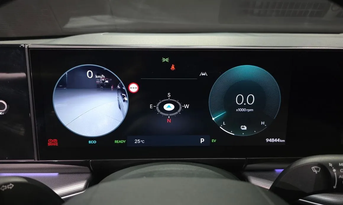 Hyundai Grandeur 2023 из KR, фото 4