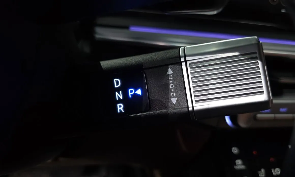 Hyundai Grandeur 2023 из KR, фото 5