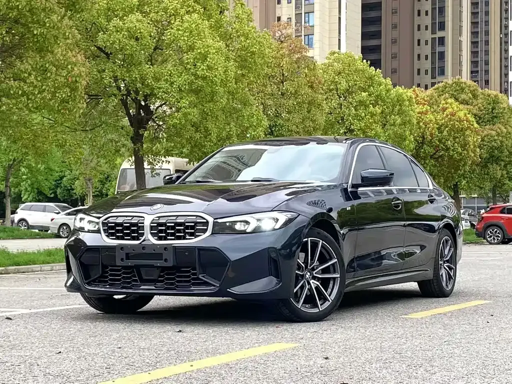 BMW 3 Series — фото 1