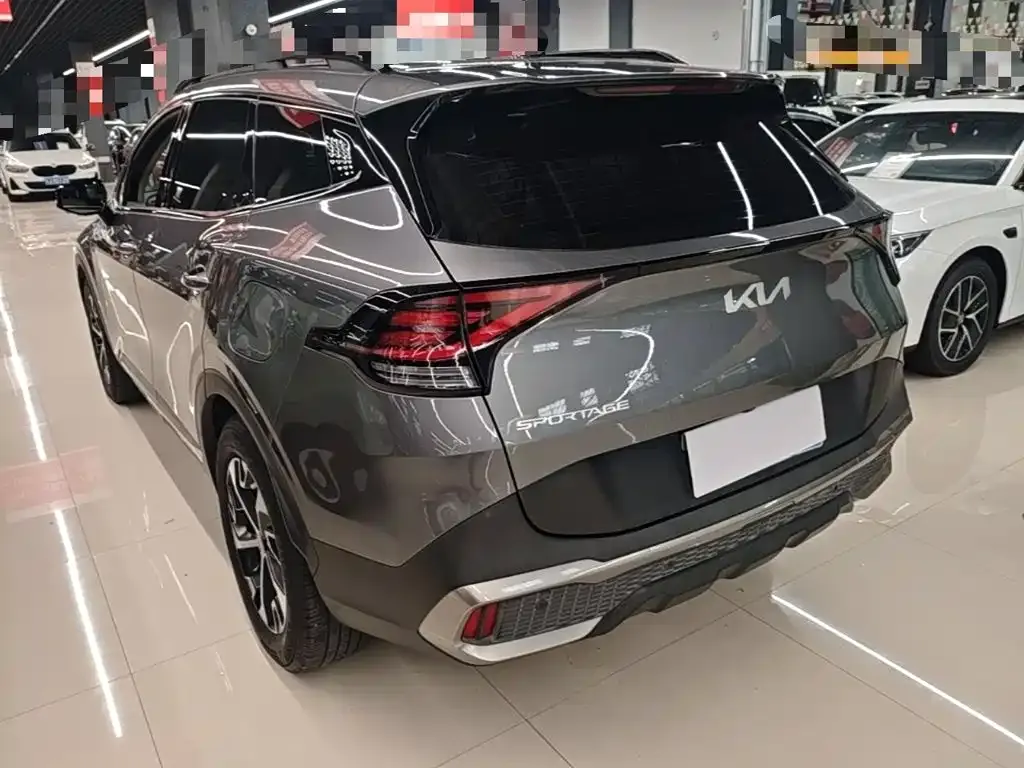 Kia Sportage — фото 7