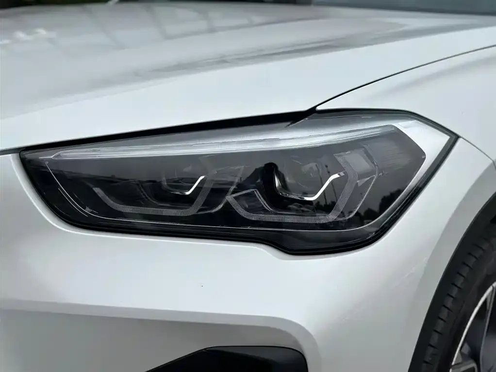 BMW X1 — фото 2