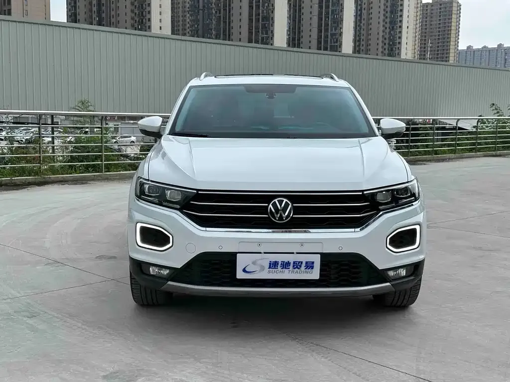 Volkswagen T-Roc — фото 5