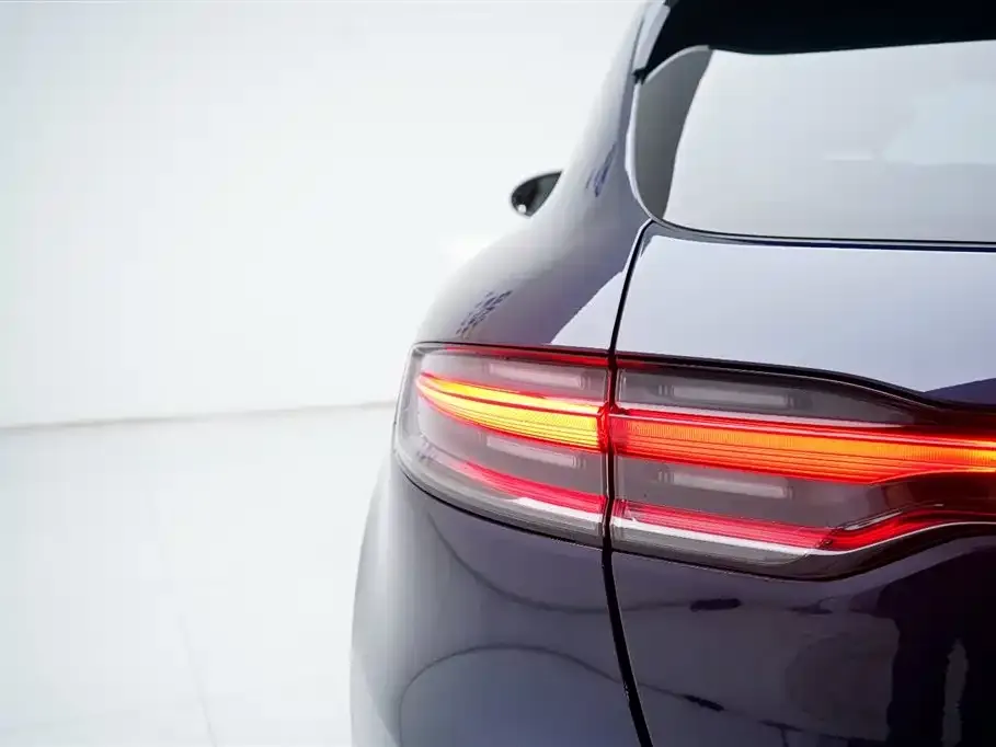 Porsche Macan — фото 9