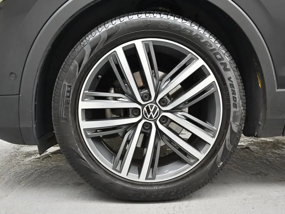 Volkswagen Tiguan — фото 2