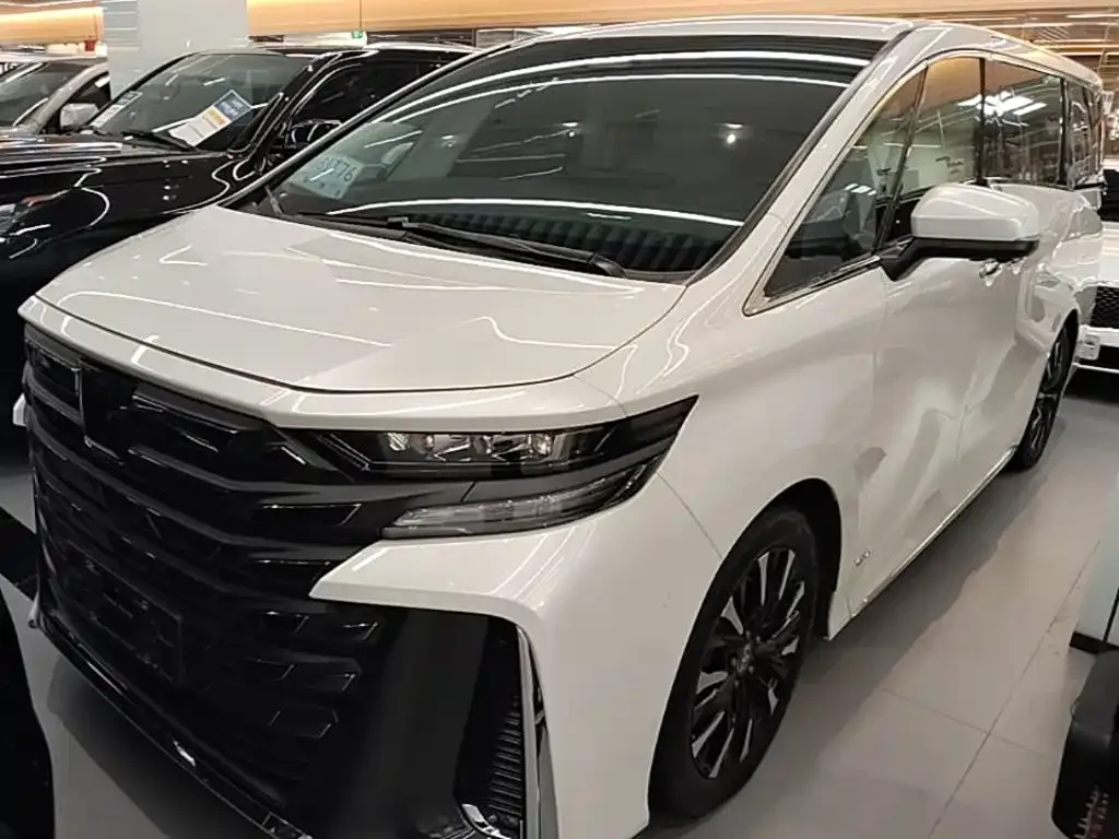 Toyota Vellfire — фото 8