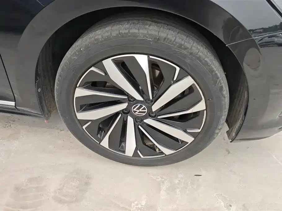 Volkswagen Passat — фото 2