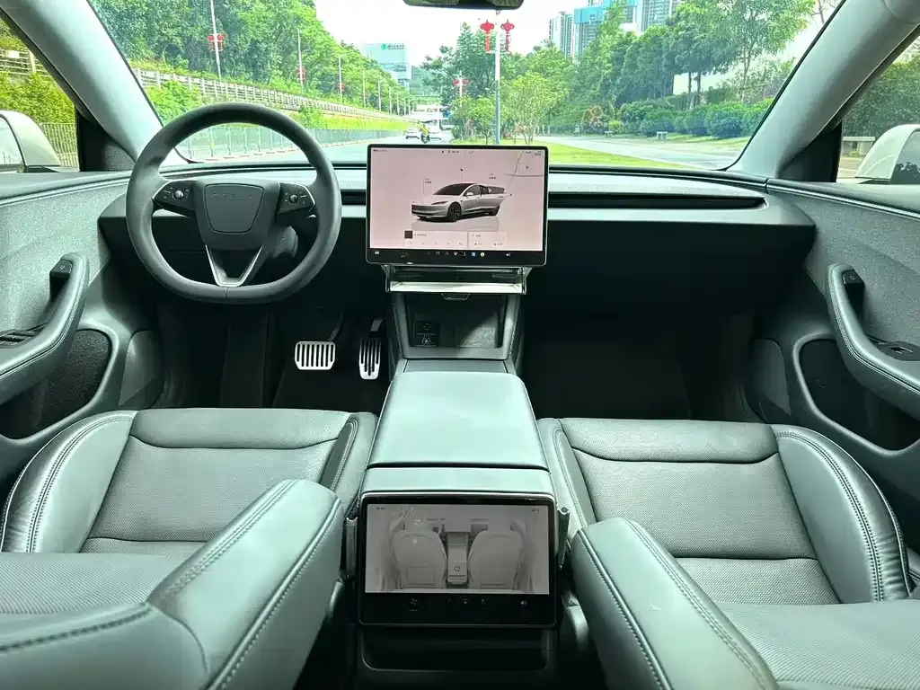 Tesla Model 3 — фото 2