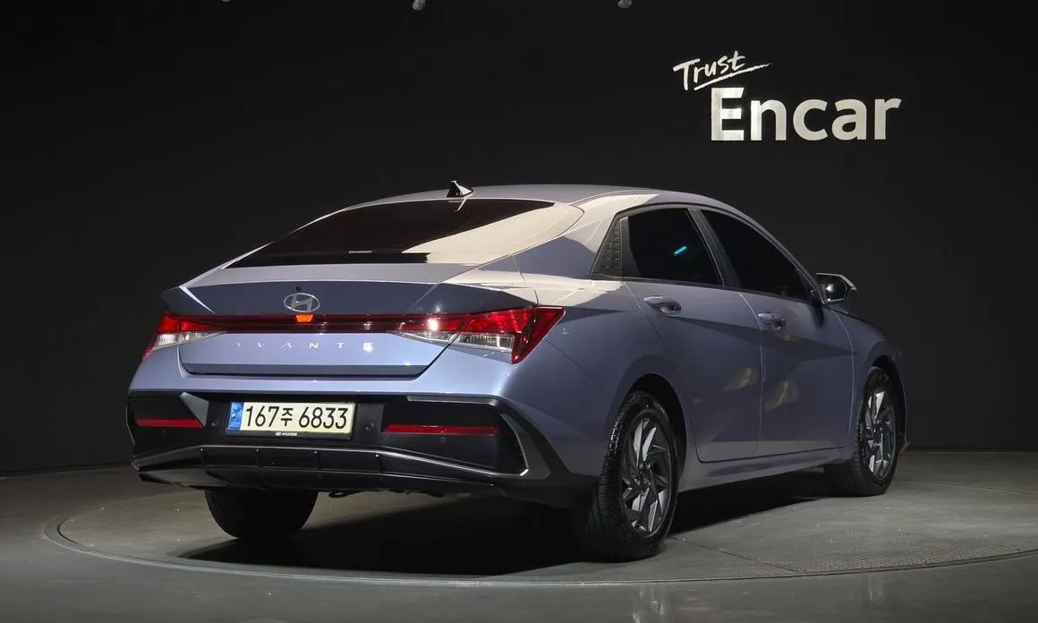 Hyundai AVANTE — фото 2