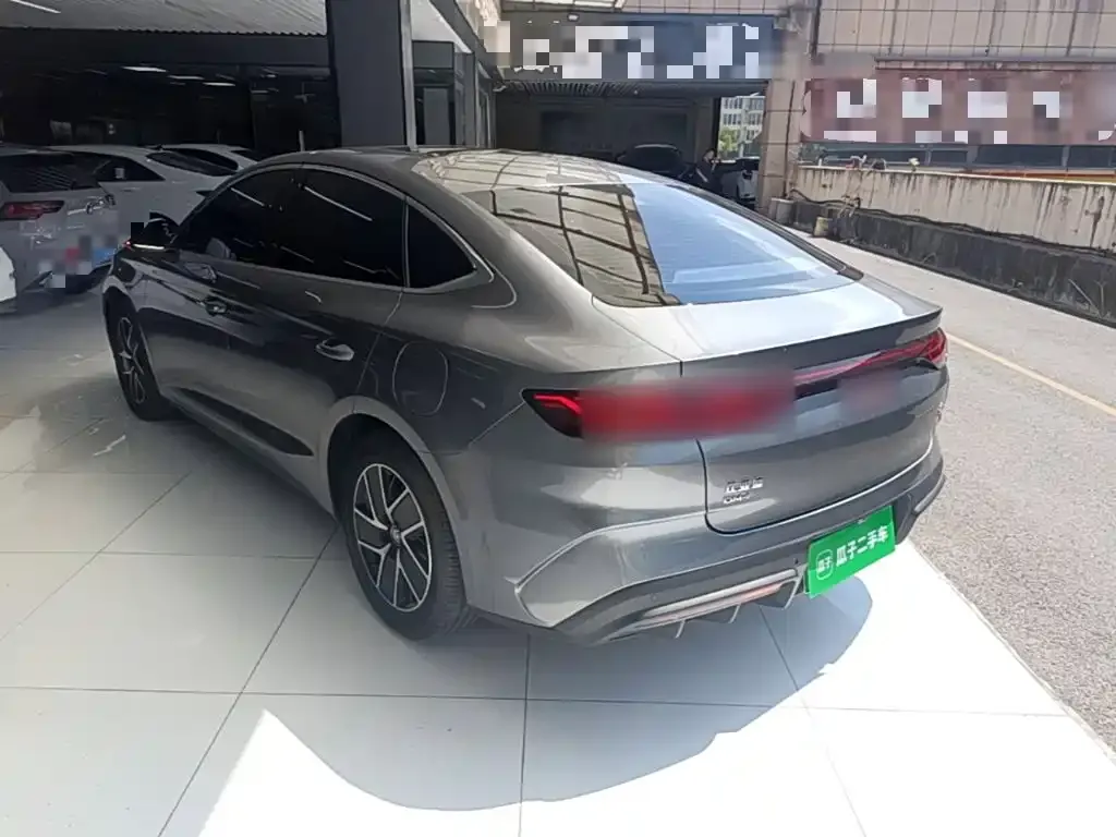 BYD Qin L — фото 9
