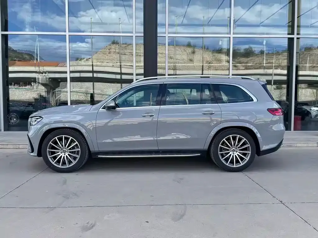 Mercedes-Benz GLS — фото 4