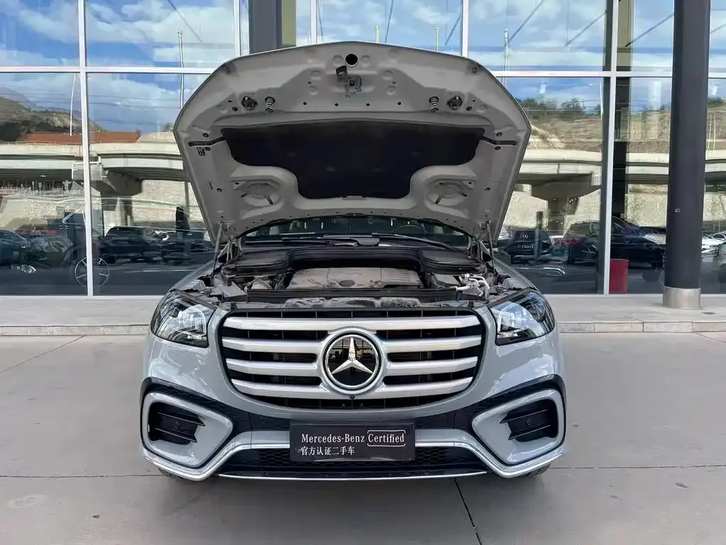 Mercedes-Benz GLS — фото 5