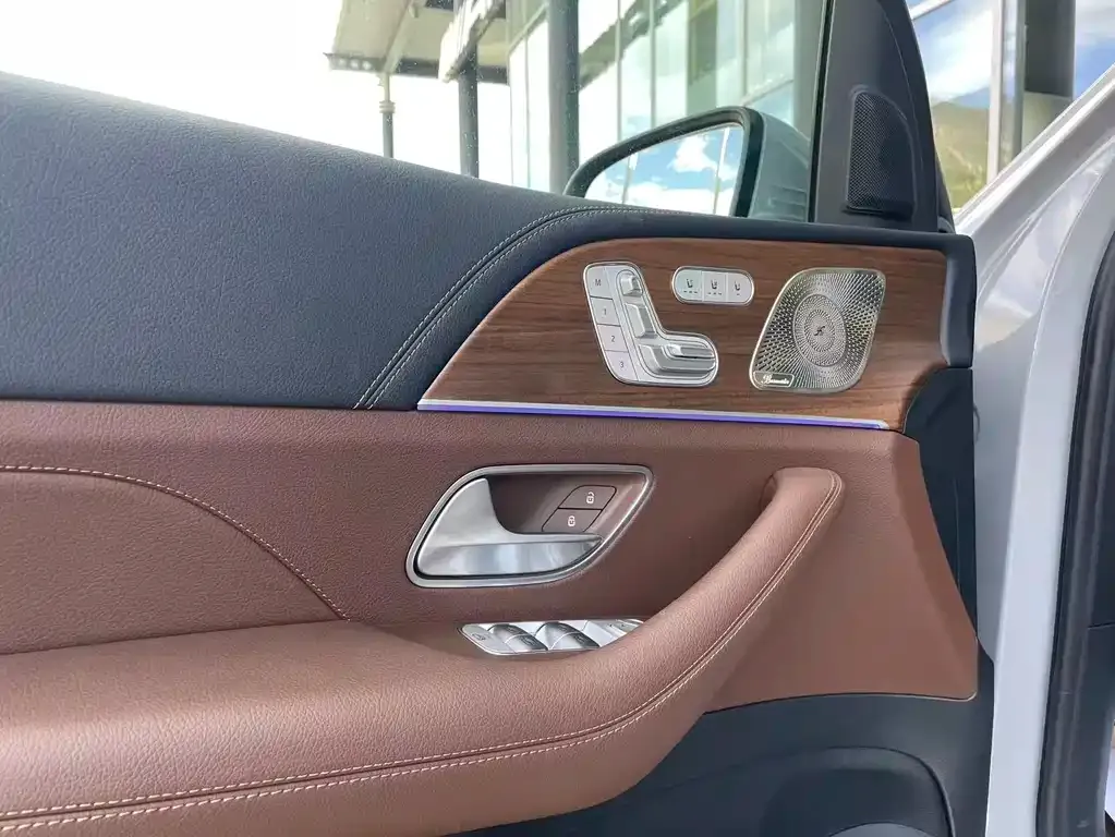 Mercedes-Benz GLS — фото 3