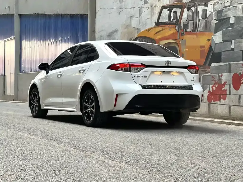 Toyota Levin — фото 10