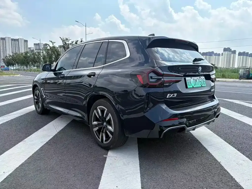 BMW iX3 2024 из CN, фото 8