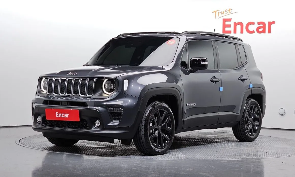 Jeep Renegade — фото 1