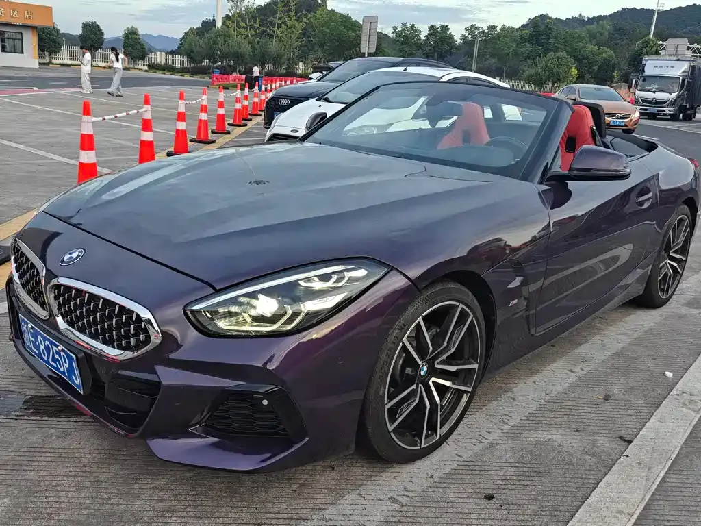 BMW Z4 — фото 1