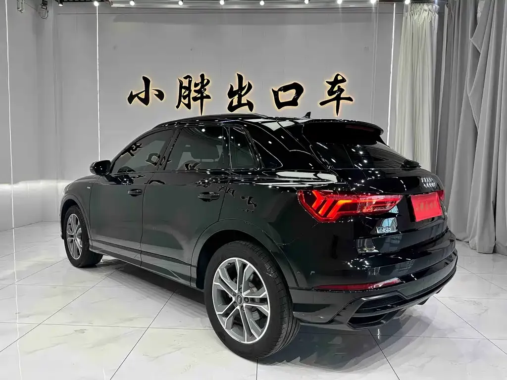 Audi Q3 — фото 4