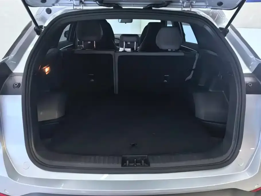 Geely Galaxy L7 — фото 6
