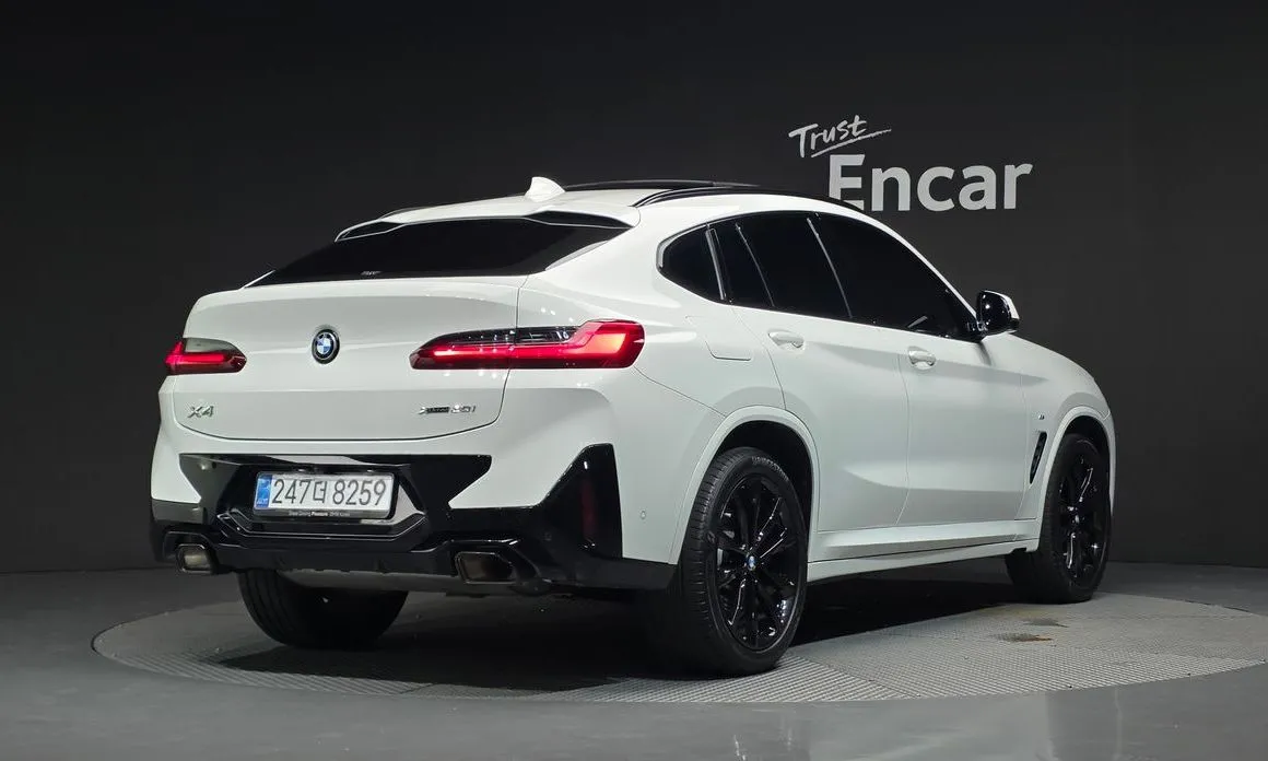 BMW X4 — фото 7