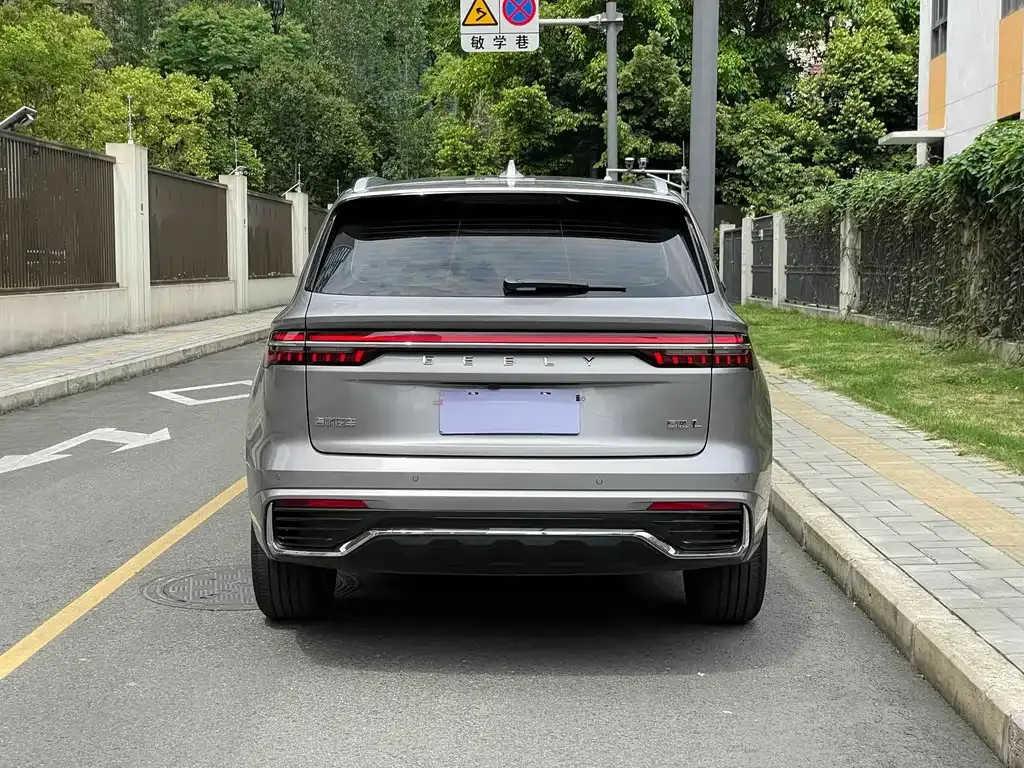 Geely Xingyue L — фото 6