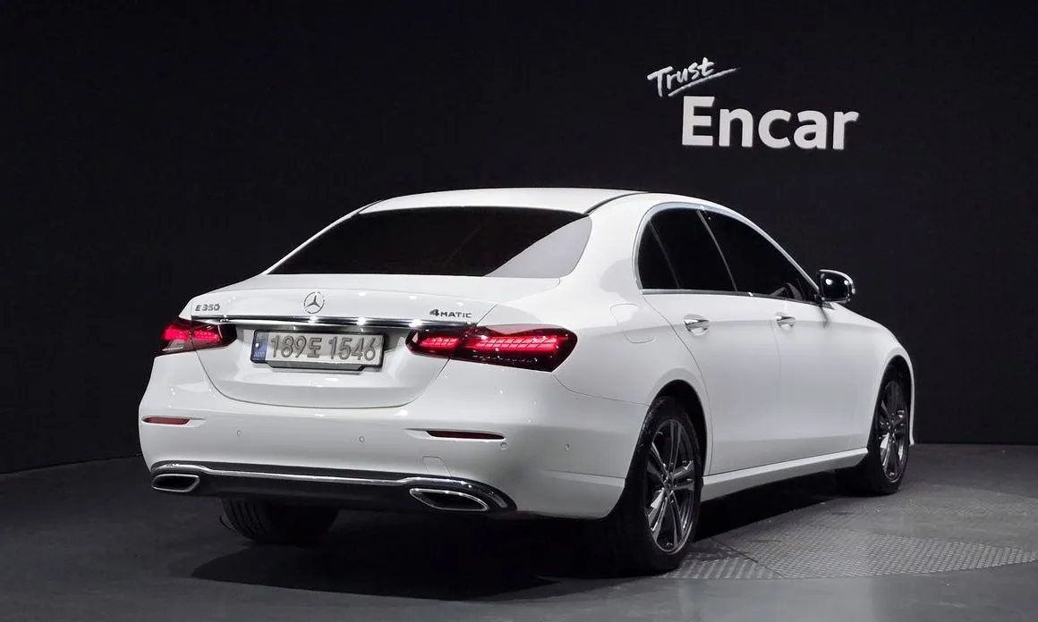 Mercedes-Benz E-Class — фото 8