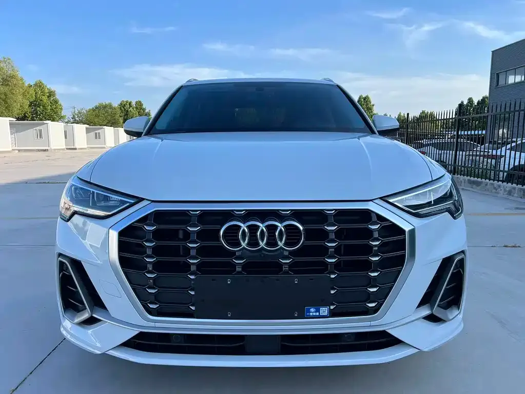 Audi Q3 — фото 5