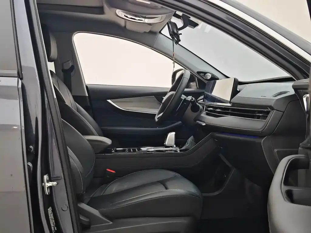 Chery Tiggo 8 PLUS — фото 4