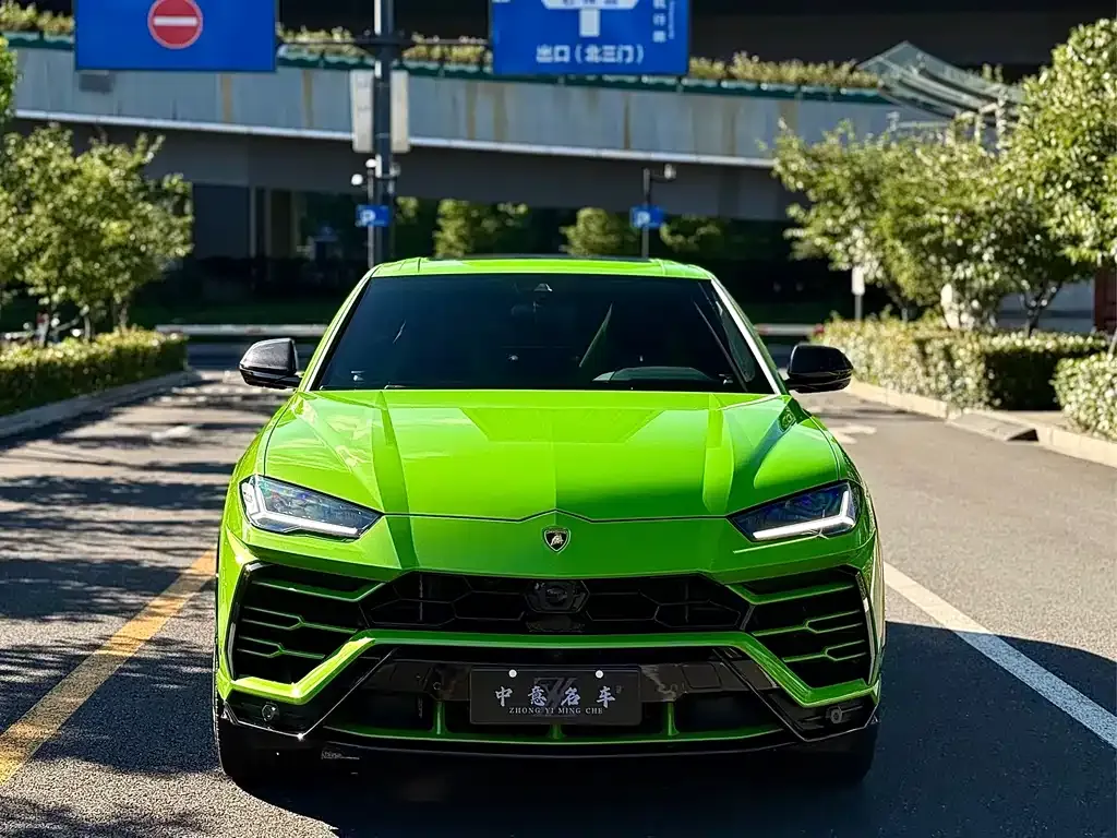 Lamborghini Urus — фото 5