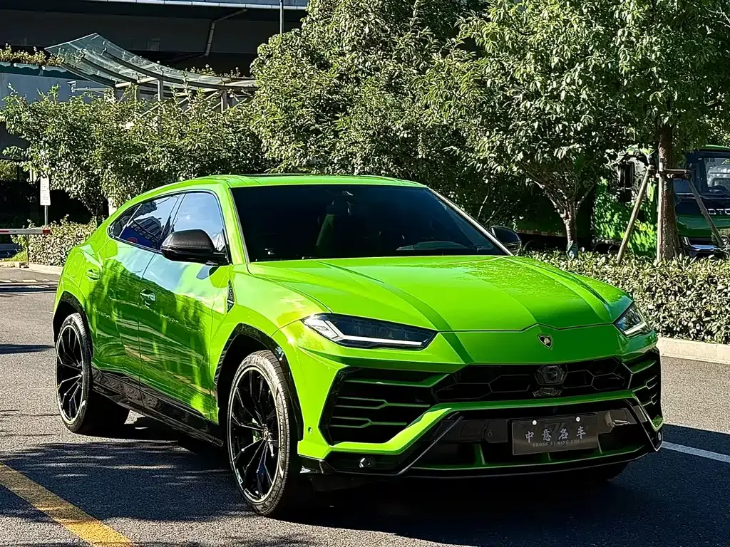 Lamborghini Urus — фото 7