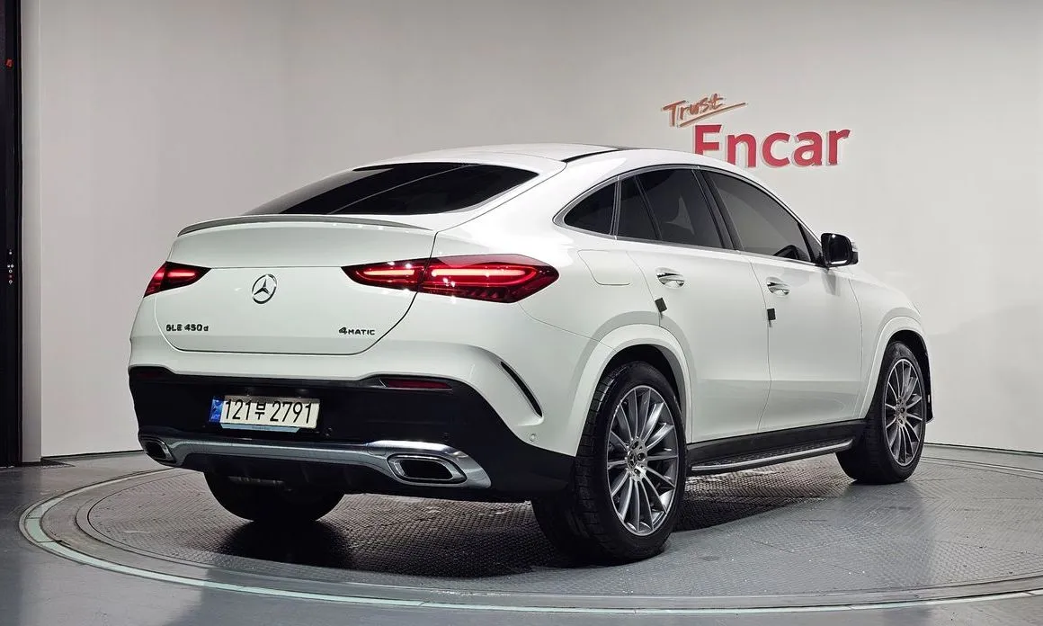 Mercedes-Benz GLE-Class — фото 9