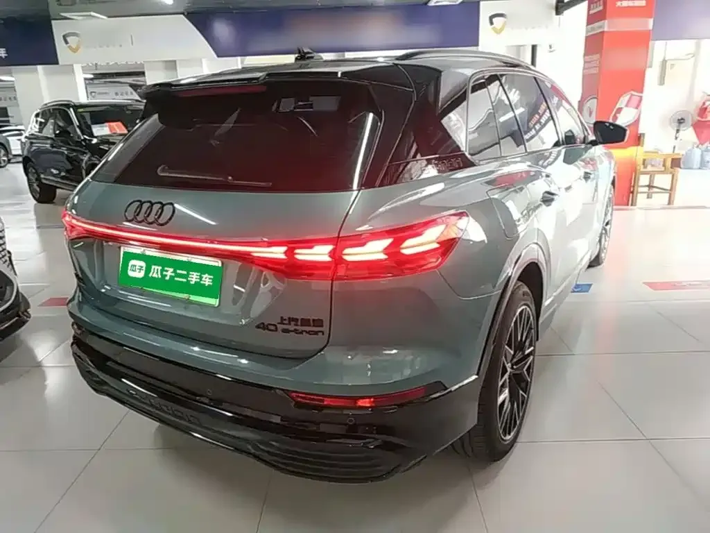 Audi Q5 e-tron — фото 9