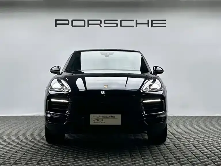 Porsche Cayenne — фото 5