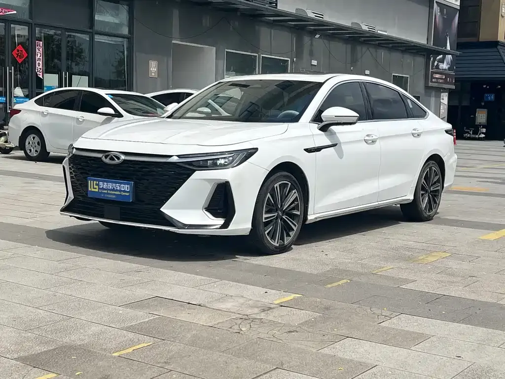 Chery Arrizo 8