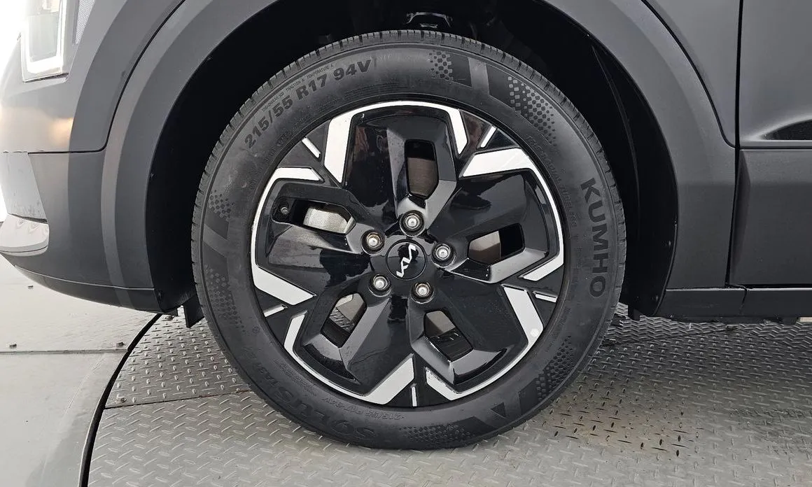 Kia Niro — фото 10
