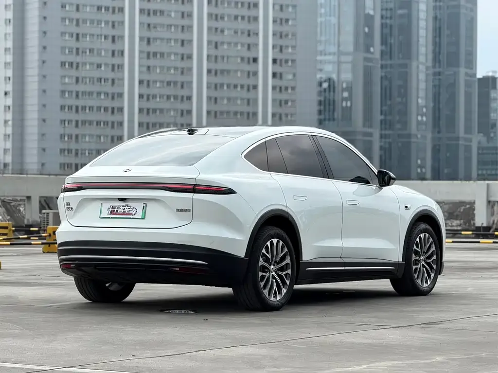 NIO EC6 — фото 9