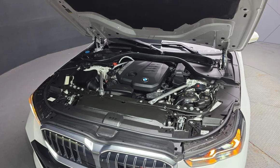 BMW 5-Series 2024 из KR, фото 6