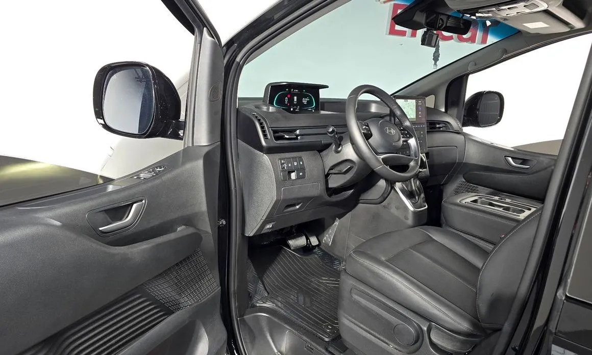 Hyundai Staria 2025 из KR, фото 3