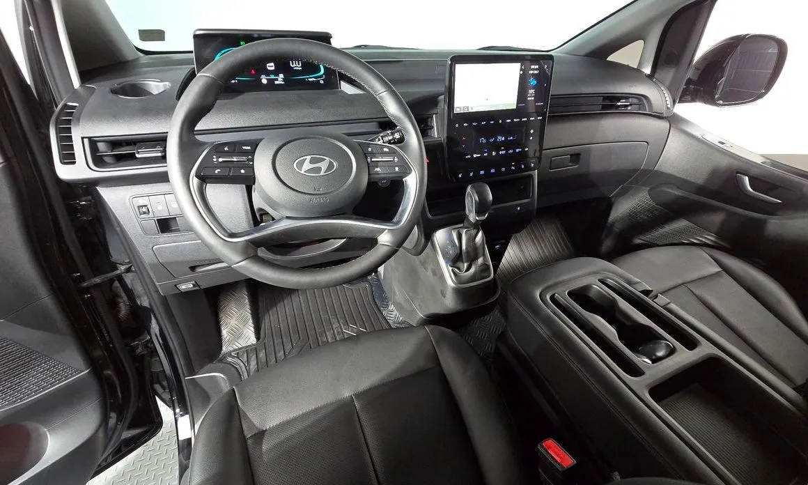 Hyundai Staria 2025 из KR, фото 9