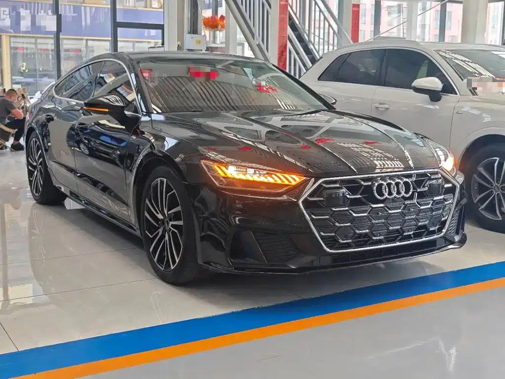 Audi A7 — фото 7