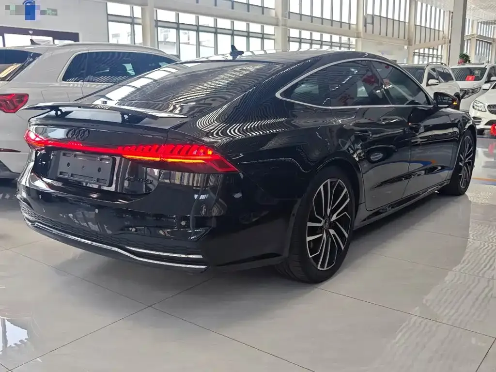 Audi A7 — фото 5