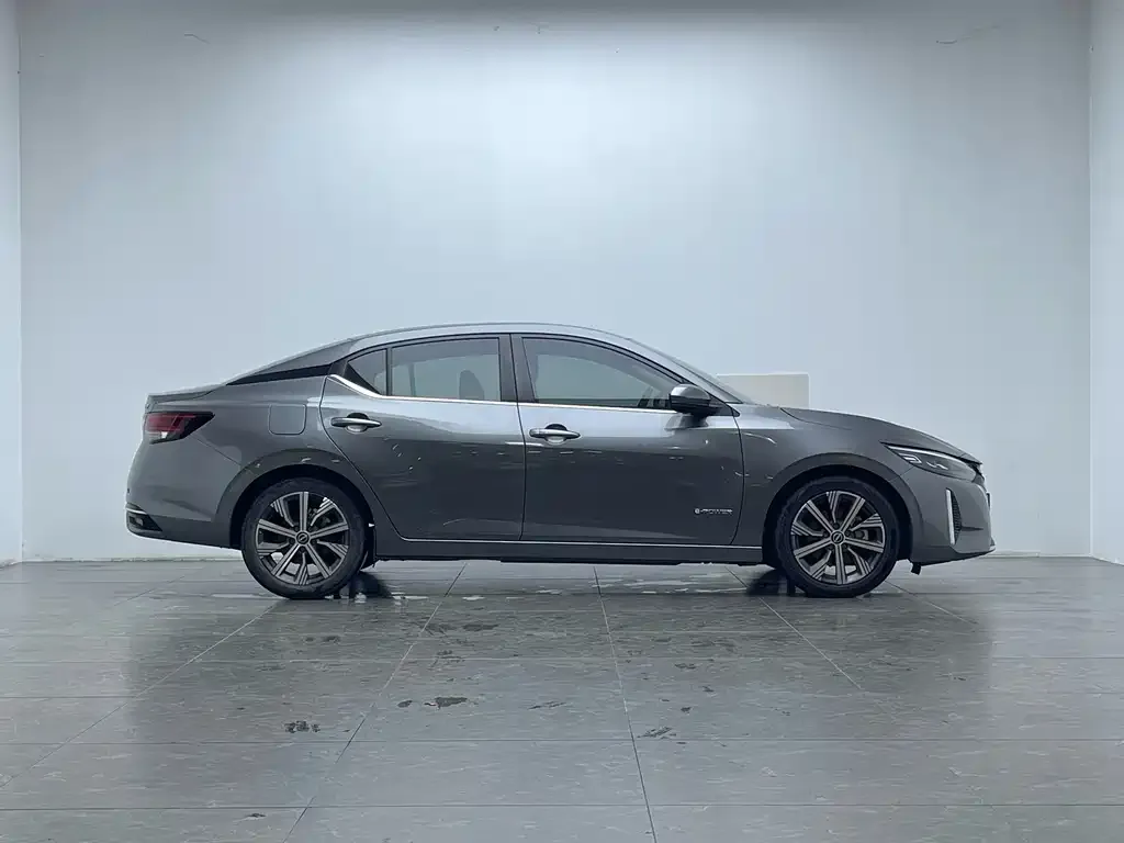 Nissan Sylphy 2023 из CN, фото 3