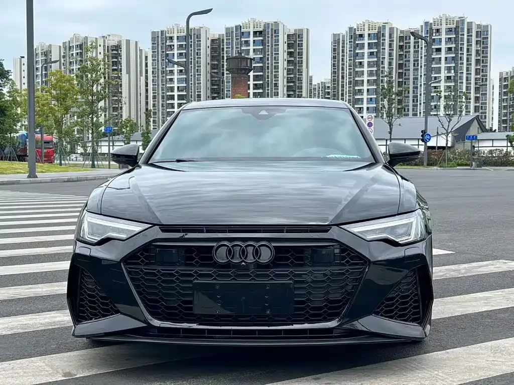 Audi A6L — фото 10