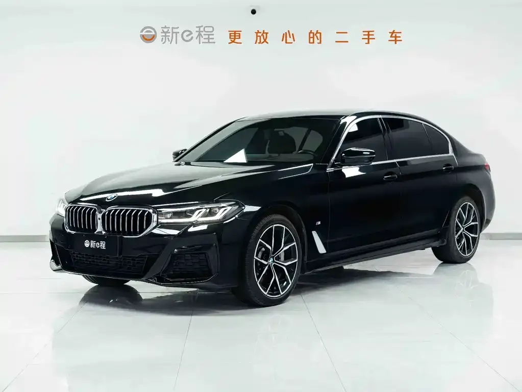 BMW 5 Series — фото 1