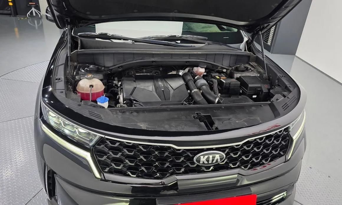 Kia Sorento — фото 7