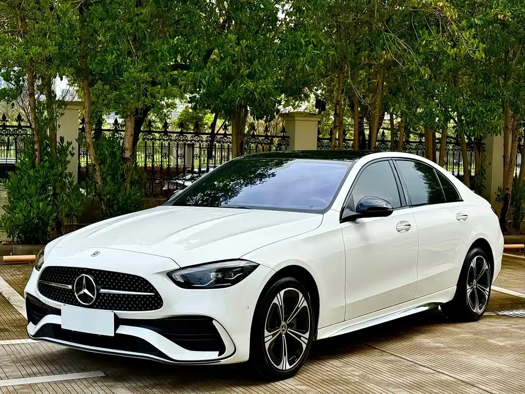 Mercedes-Benz C-Class — фото 10