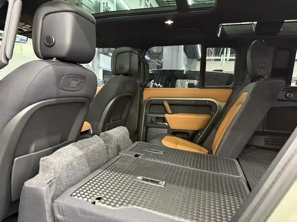 Land Rover Defender — фото 8