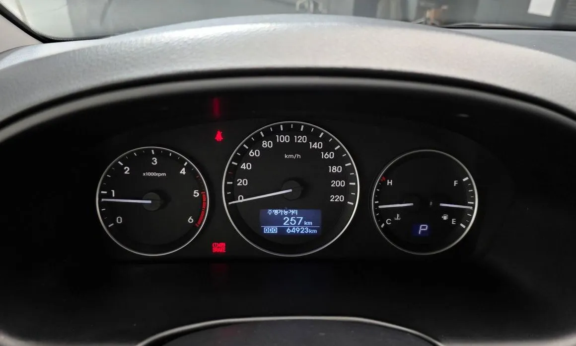 Hyundai Starex 2021 из KR, фото 2