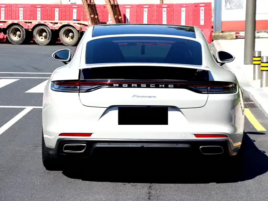 Porsche Panamera — фото 2
