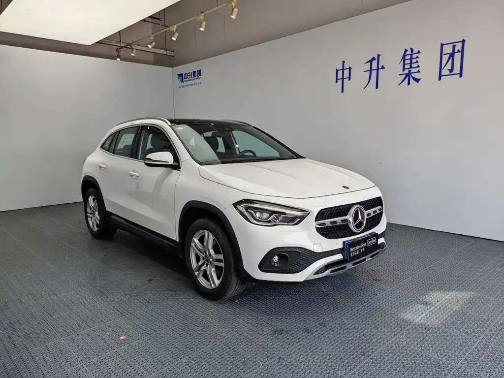 Mercedes-Benz GLA — фото 9